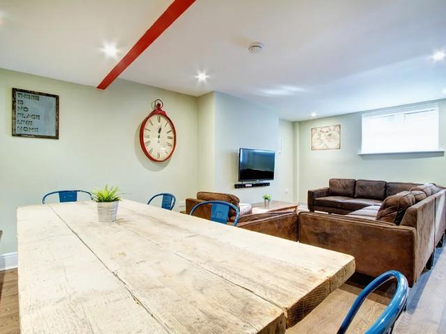 House for rent in Hyde Park, Leeds