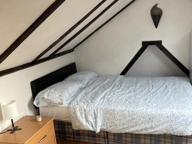 Room for rent in Kingston Vale, Greater London