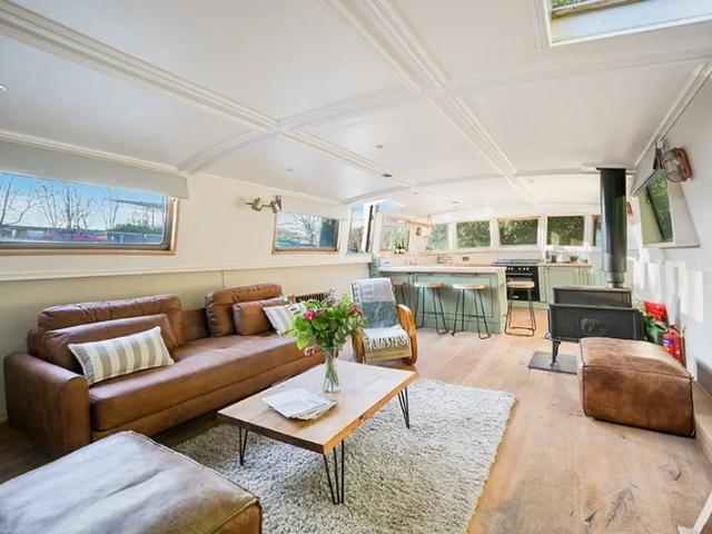 House for rent in Kensal Town, Greater London