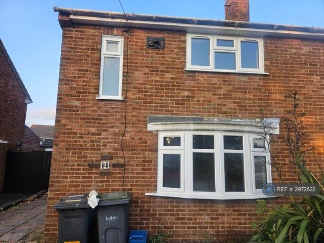 House for rent in Spring Park, Luton
