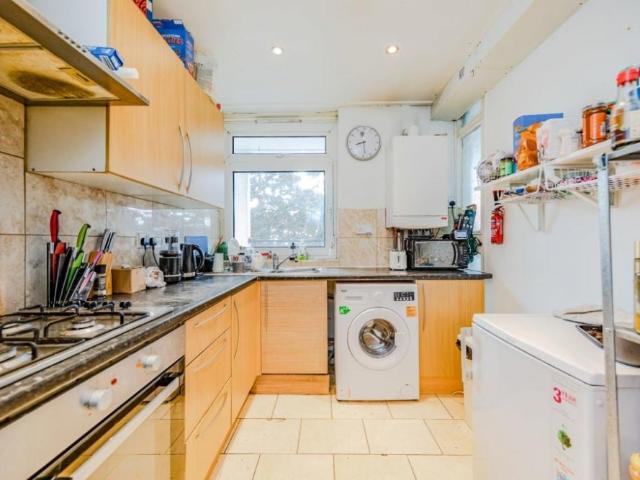Flat for rent in Gospel Oak, Greater London