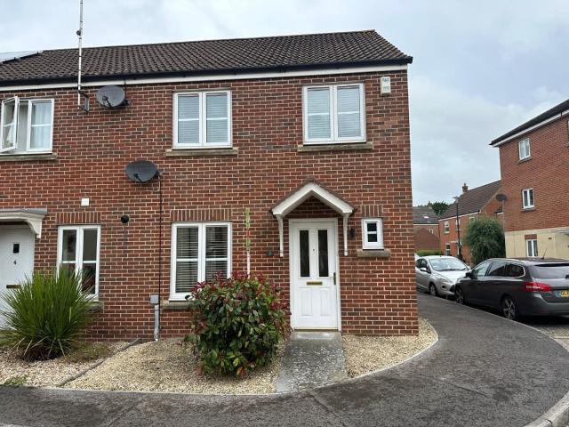 House for rent in Oakhurst, Abbey Mead