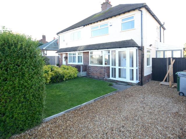 House for rent in Pensby, Wirral