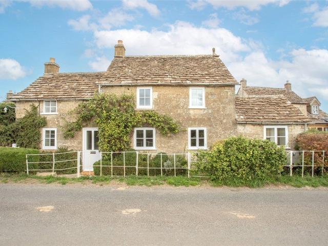 House for rent in Hampton Fields, Stroud