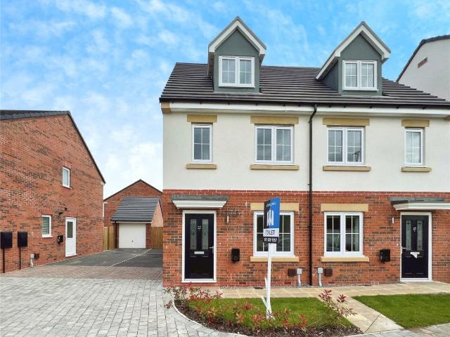 House for rent in Halewood Green, Halewood