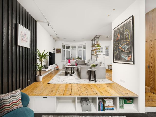 House for rent in Brondesbury, Greater London