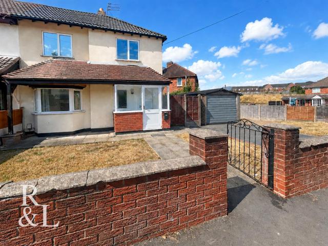 House for rent in Darlaston, West Midlands
