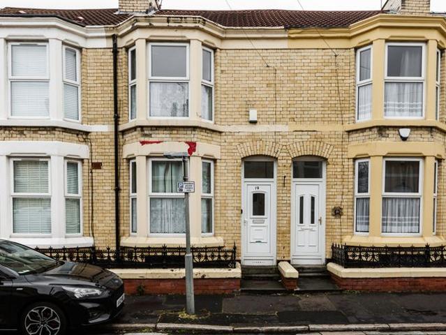 House for rent in Kensington, Calderstones