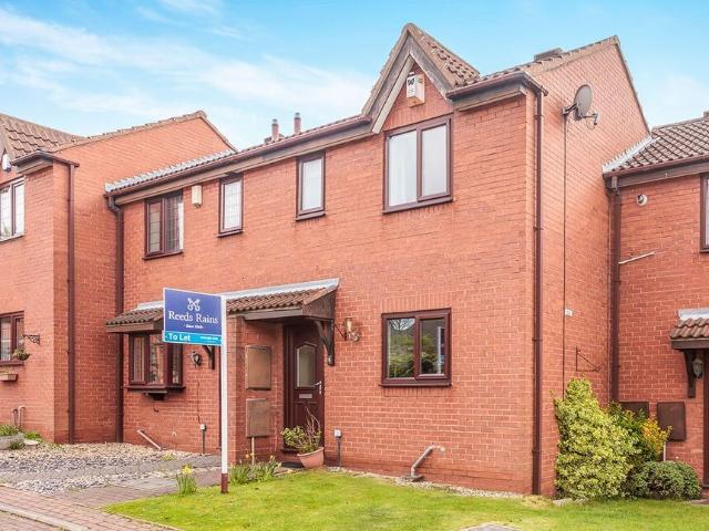House for rent in Oulton, West Yorkshire