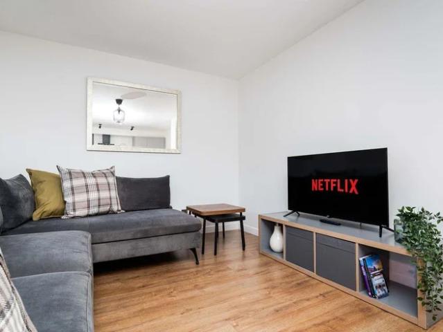 House for rent in Mortonhall, Liberton