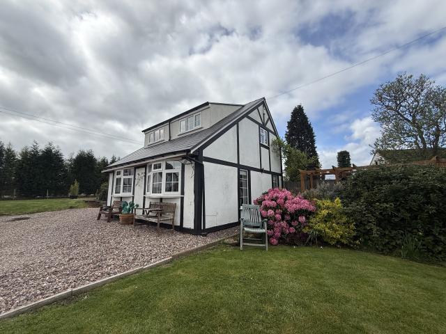 House for rent in King's Bromley, Boley Park