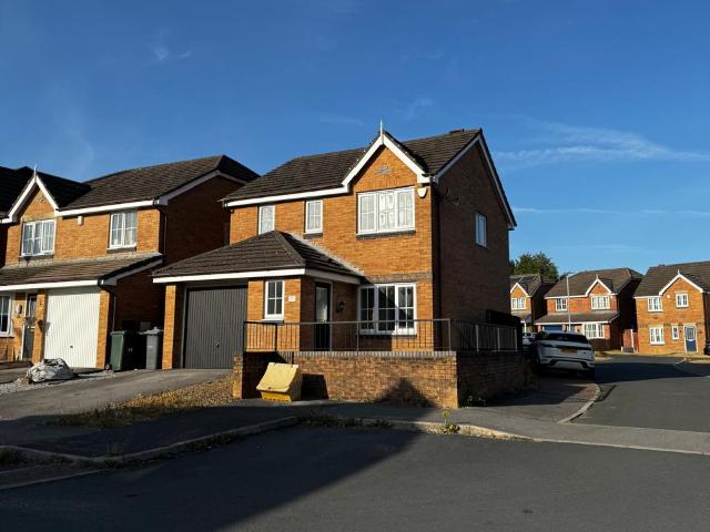 House for rent in Slack Side, West Yorkshire