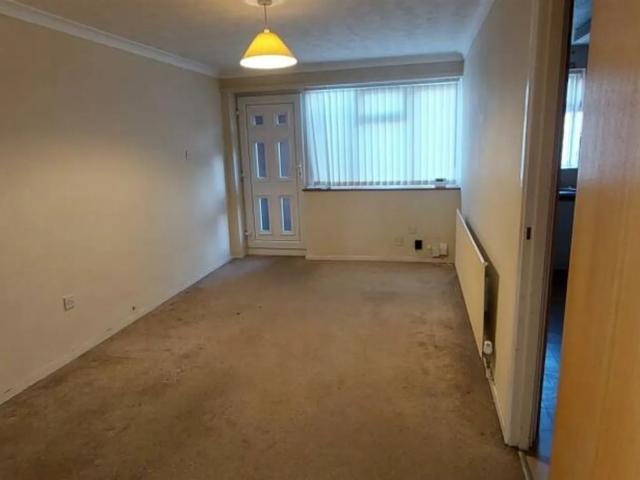 Flat for rent in Victoria Farm, West Midlands