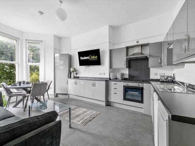 Flat for rent in Mount Wise