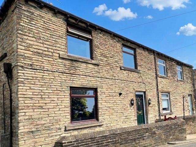 House for rent in Huddersfield, West Yorkshire