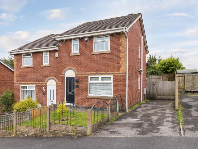 House for rent in Scholes, Wigan