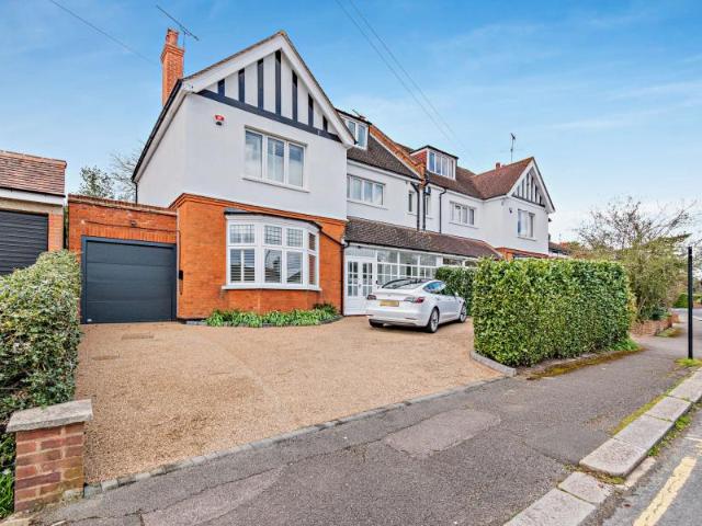 House for rent in Pinner, Greater London