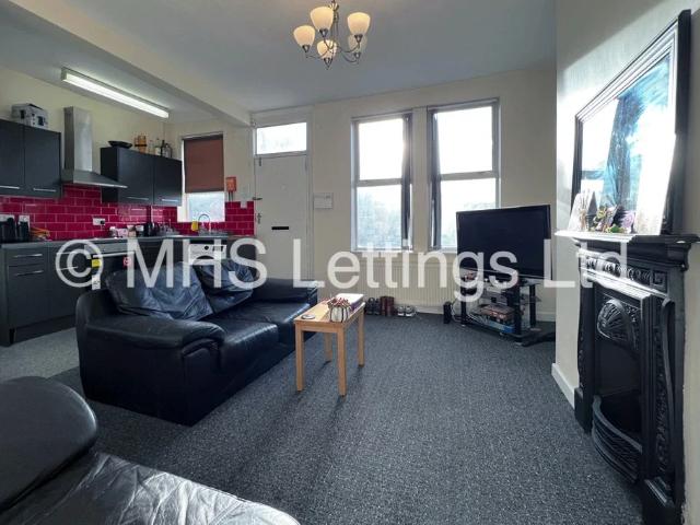Flat for rent in Burley, Leeds