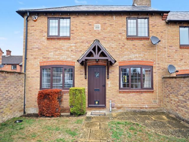 House for rent in Moulton