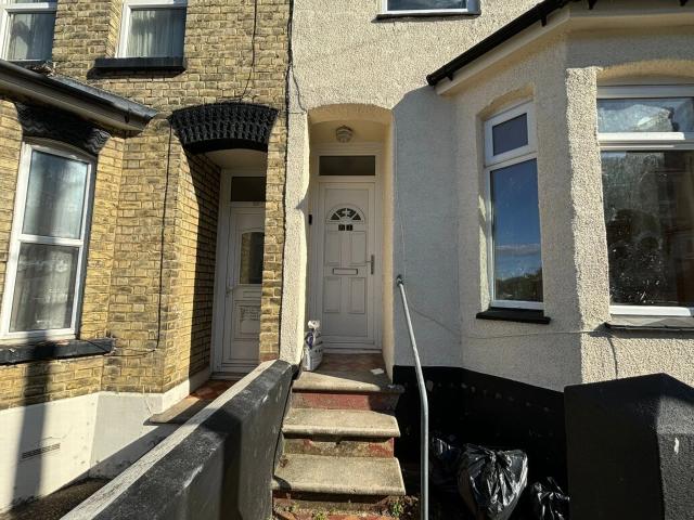 House for rent in Luton, Chatham