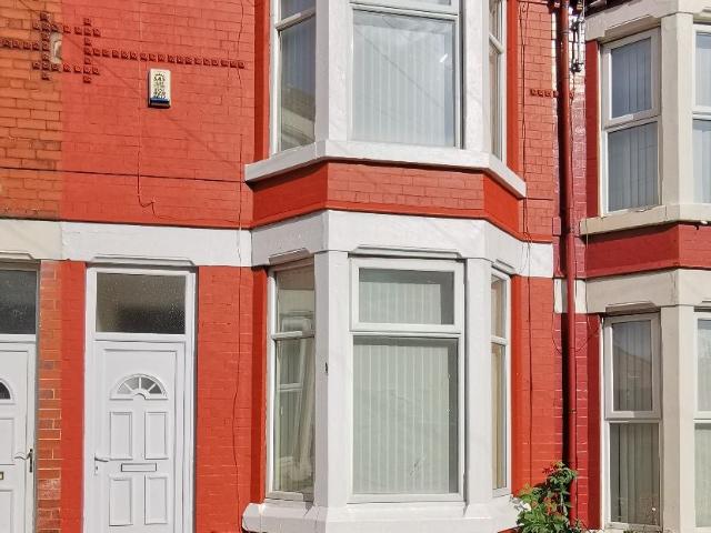 House for rent in Calderstones