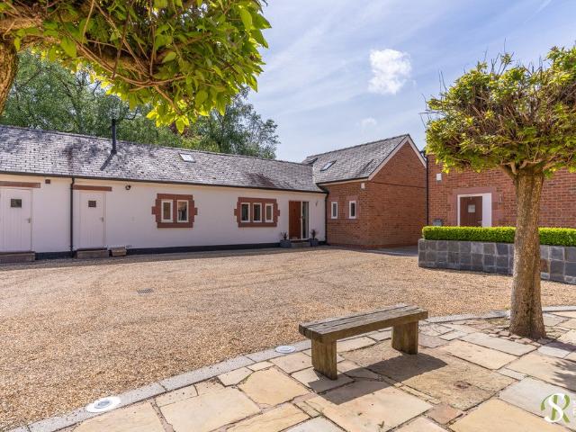 House for rent in High Legh