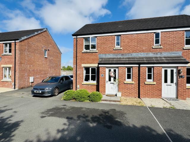 House for rent in Carmarthen, Wales
