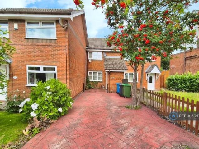 House for rent in Springhead, Oldham