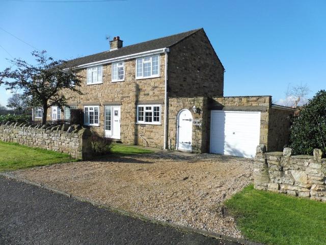 House for rent in Ledston, West Yorkshire