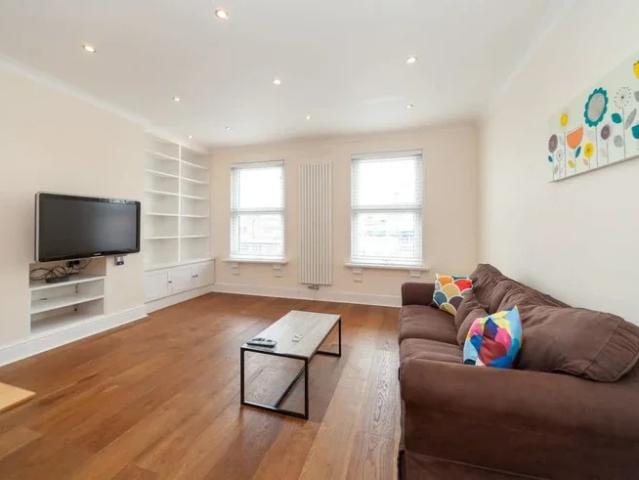 House for rent in Maryland, Greater London