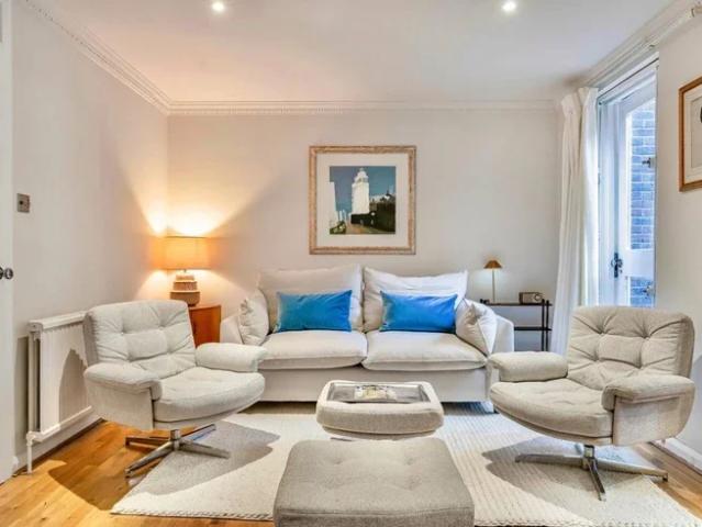 House for rent in Chelsea, Greater London
