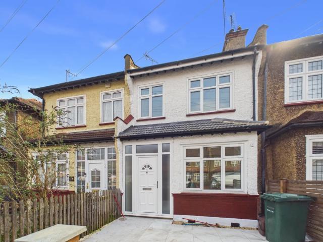 House for rent in Brunswick Park, Greater London