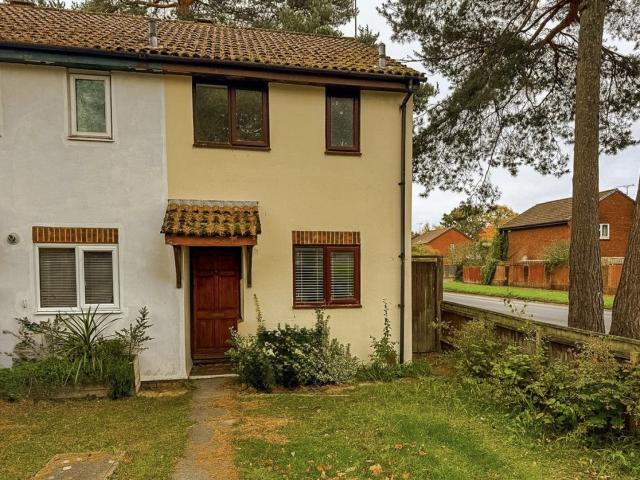 House for rent in Creekmoor, Poole