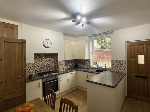 Room for rent in Birkendale, Walkley