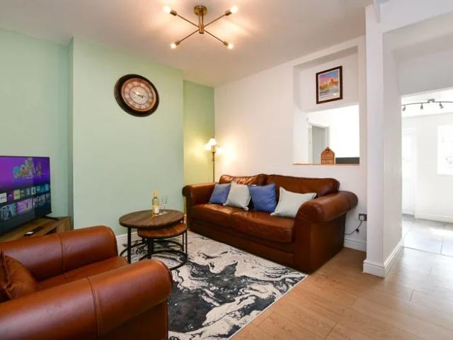 House for rent in Falcon Lodge, Wales