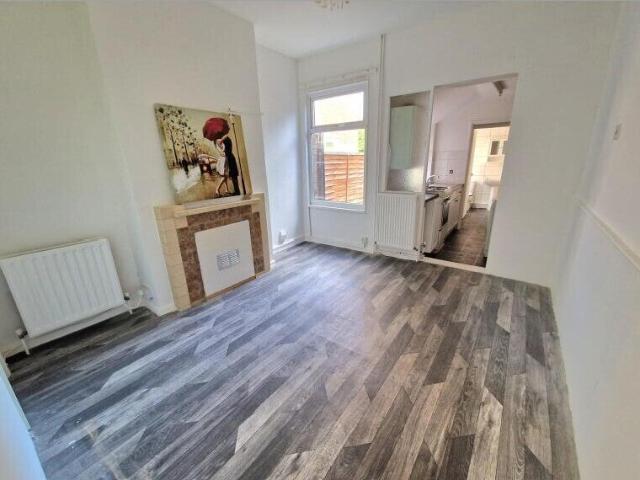 House for rent in Spring Park, Luton