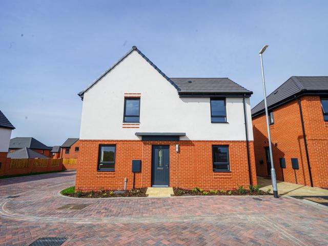 House for rent in Leighton-Linslade, Eggington