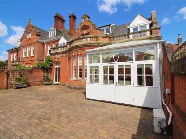 House for rent in Downton, Wiltshire