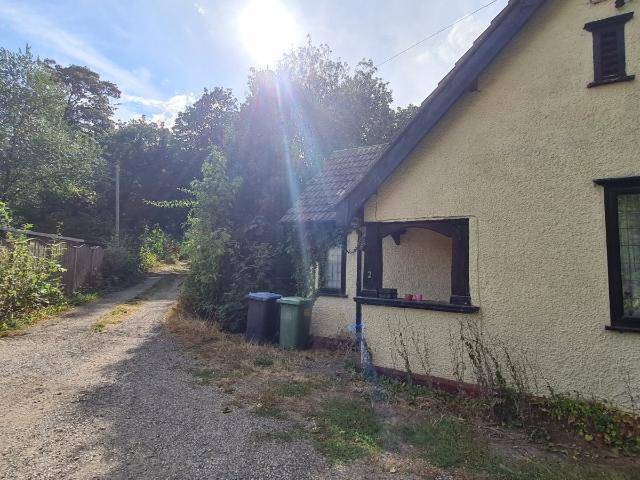 House for rent in Oulton, West Yorkshire
