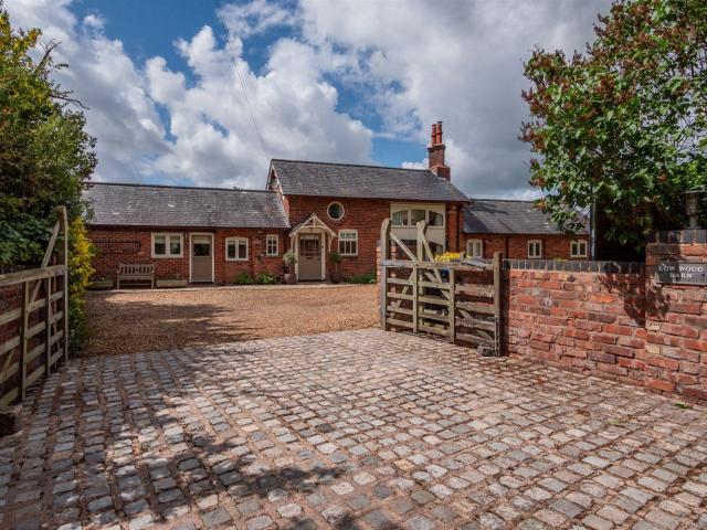 House for rent in Lower Peover, Cheshire