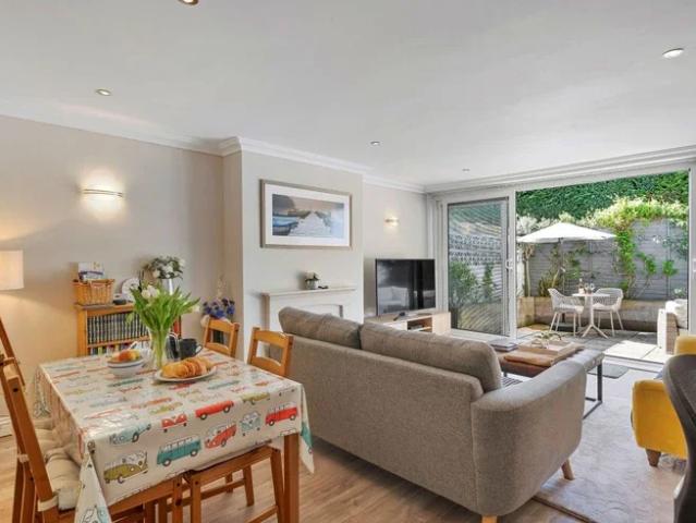 House for rent in Strode, Devon