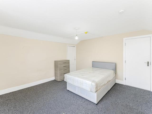 House for rent in Woodford Green, Greater London