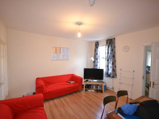 House for rent in Katesgrove, Reading