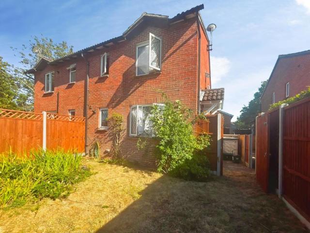 House for rent in Tadley, Priest Down