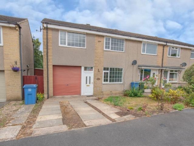 House for rent in Greatwood, Skipton