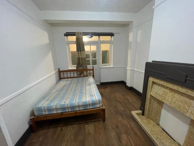 House for rent in Kew, Greater London