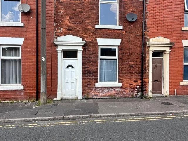 House for rent in Whinny Heights, Blackburn