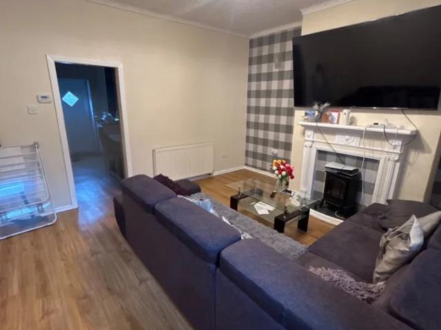House for rent in Shaw and Crompton, Pendock