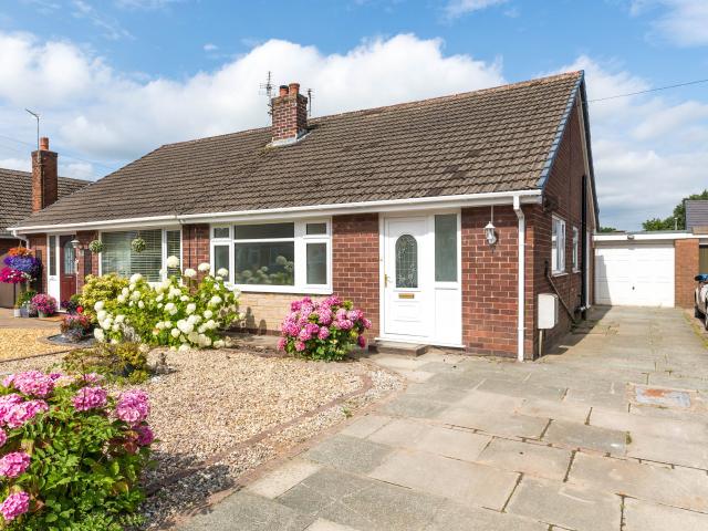 House for rent in Charnock Richard, Chorley