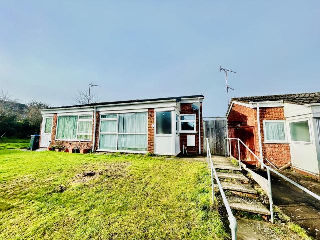 House for rent in Cliff Hill, Green Close